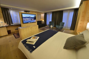 Отель Hotel St. Michael, Ливиньо